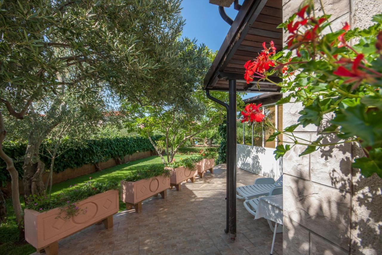 Villa Daniela Brodarica  Εξωτερικό φωτογραφία